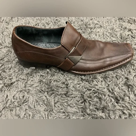 Kenneth Cole brown leather shoes, size 10 - Picture 4 of 5